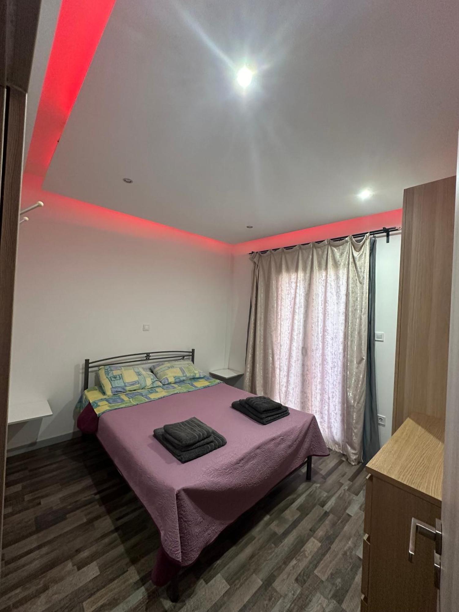 Apartment Center Piraeus Location Kastella Passalimani Port Extérieur photo