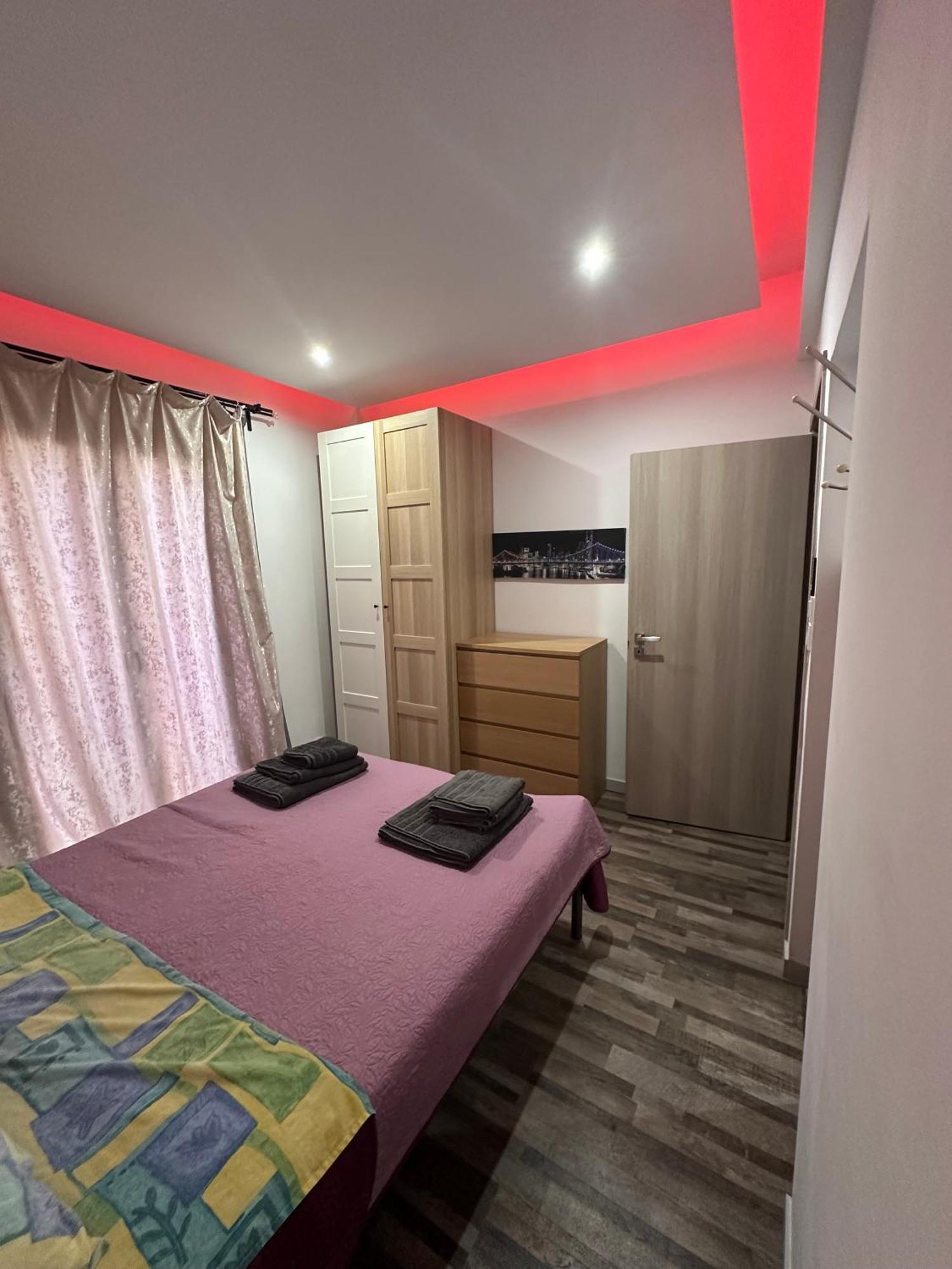 Apartment Center Piraeus Location Kastella Passalimani Port Extérieur photo